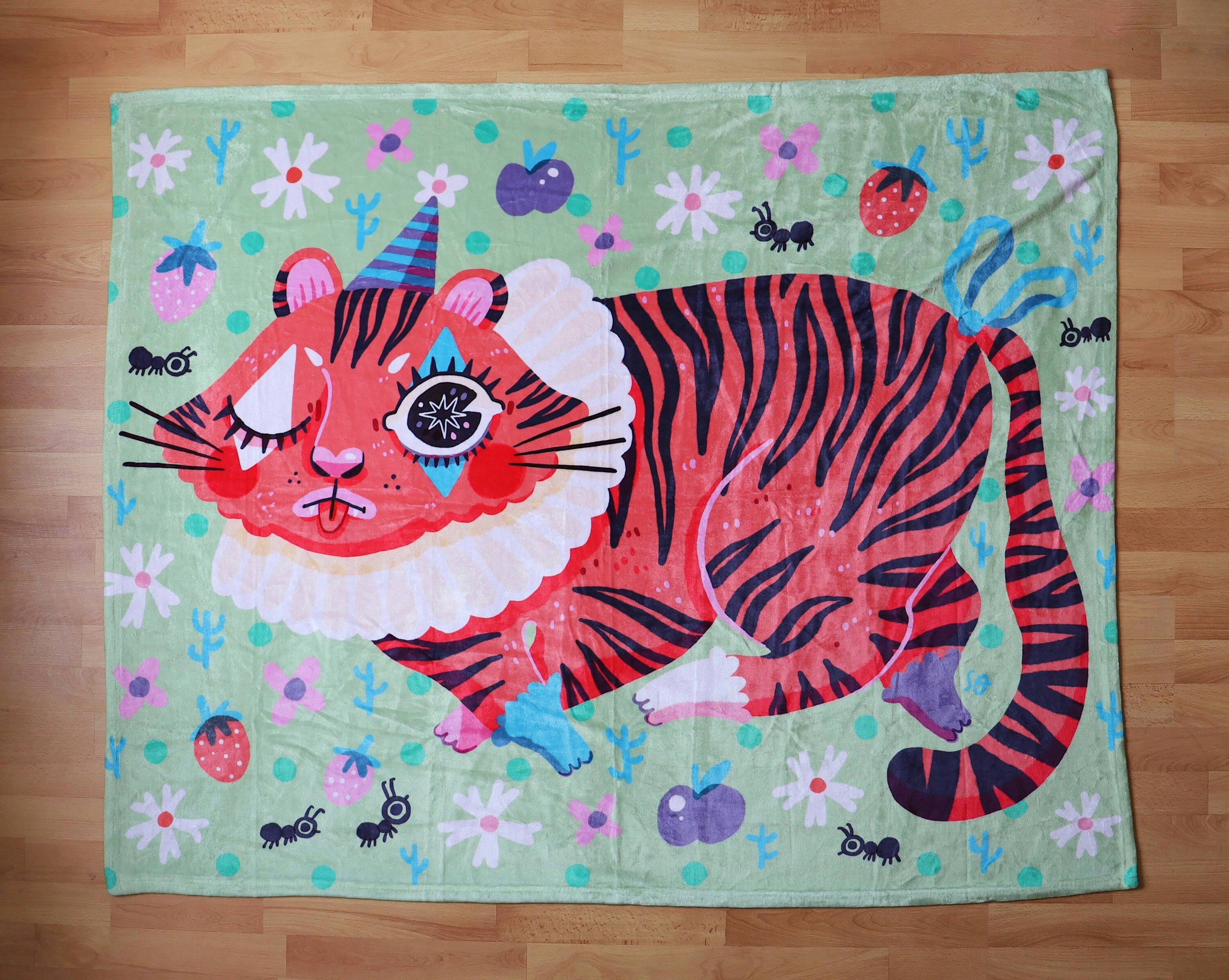 Clown Tiger - Throw Blanket