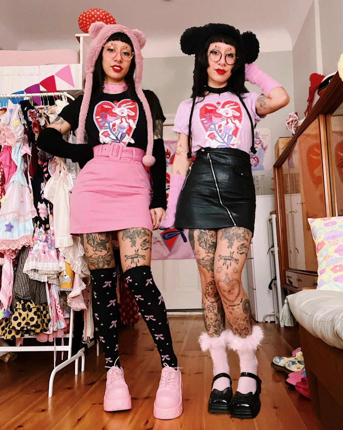 Goat in Love - T-shirt