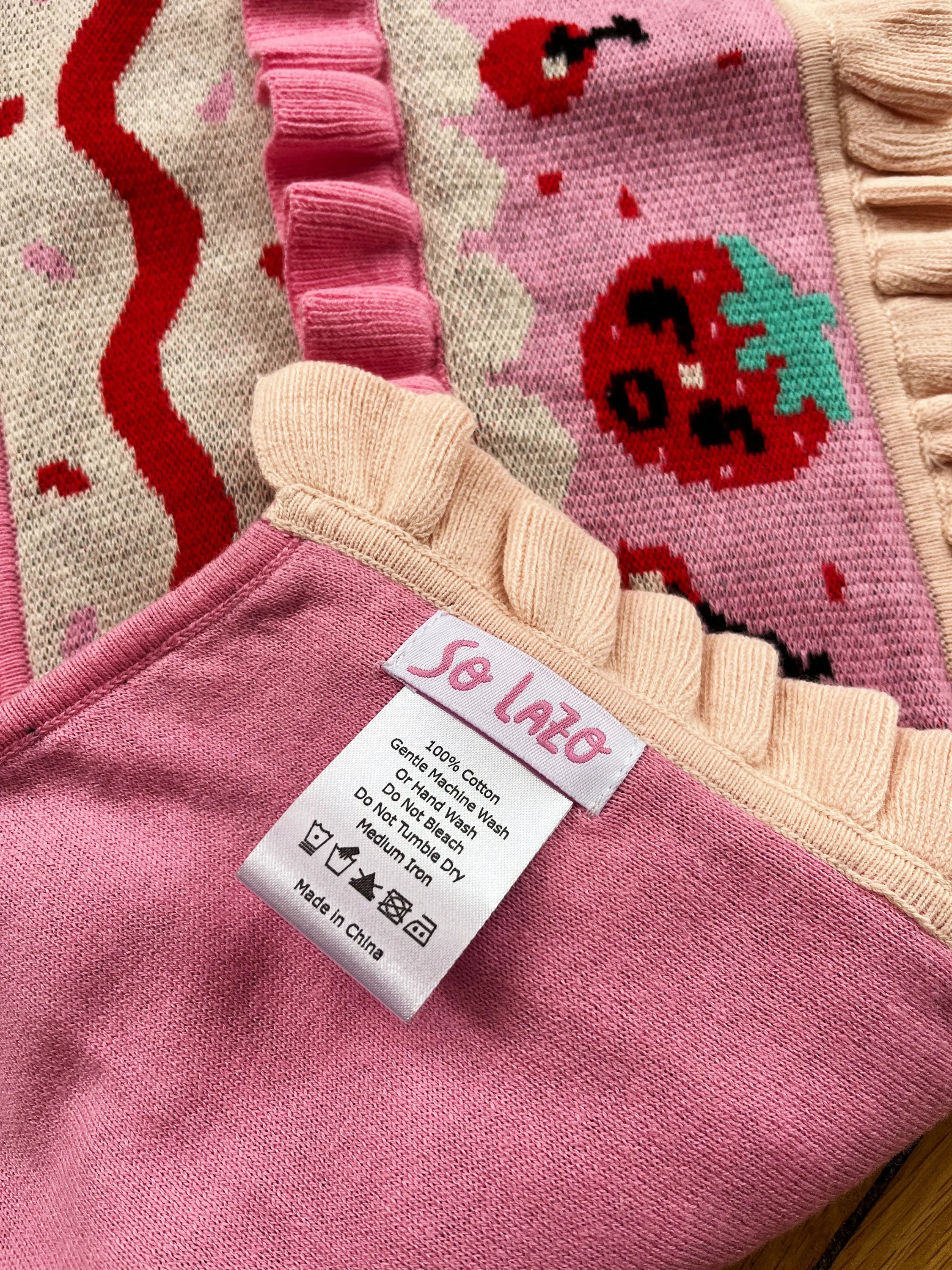 Strawberry Shortcake - Knit Scarf